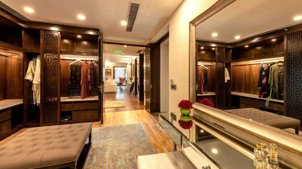 DLF PRIVANA NORTH HOMWISOR.COM